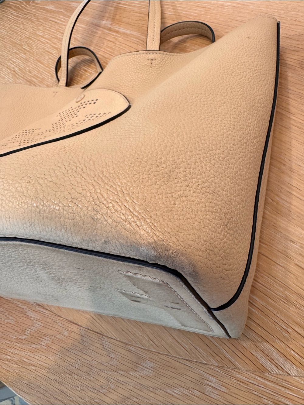 Tory Burch Beige Leather Tote Bag - Picture 8 of 13